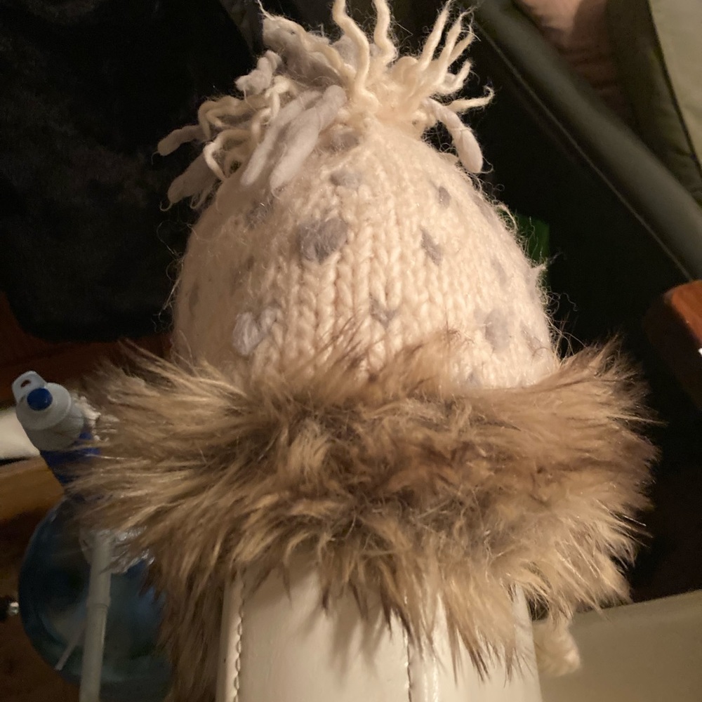 American Eagle wool furry trapper style tuque